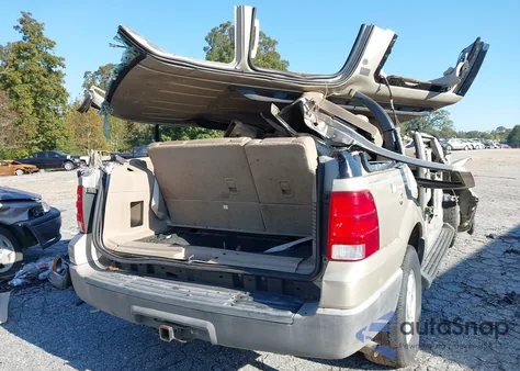 2005 Ford Expedition Xlt z USA, uszkodzony, nr VIN 1FMPU15575LA85675